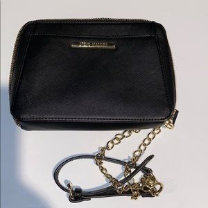 COPY - Gold Chain Black Crossbody